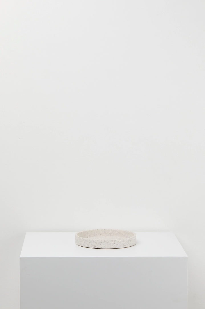 Speckled Tray White w/ Clay Speckle Medium