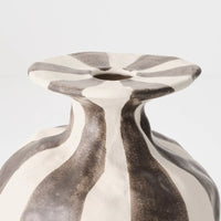 Oreio Vase Chocolate Brown