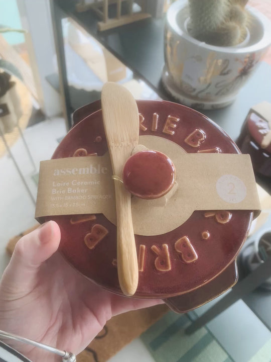 Loire Ceramic Brie Baker - Burgundy