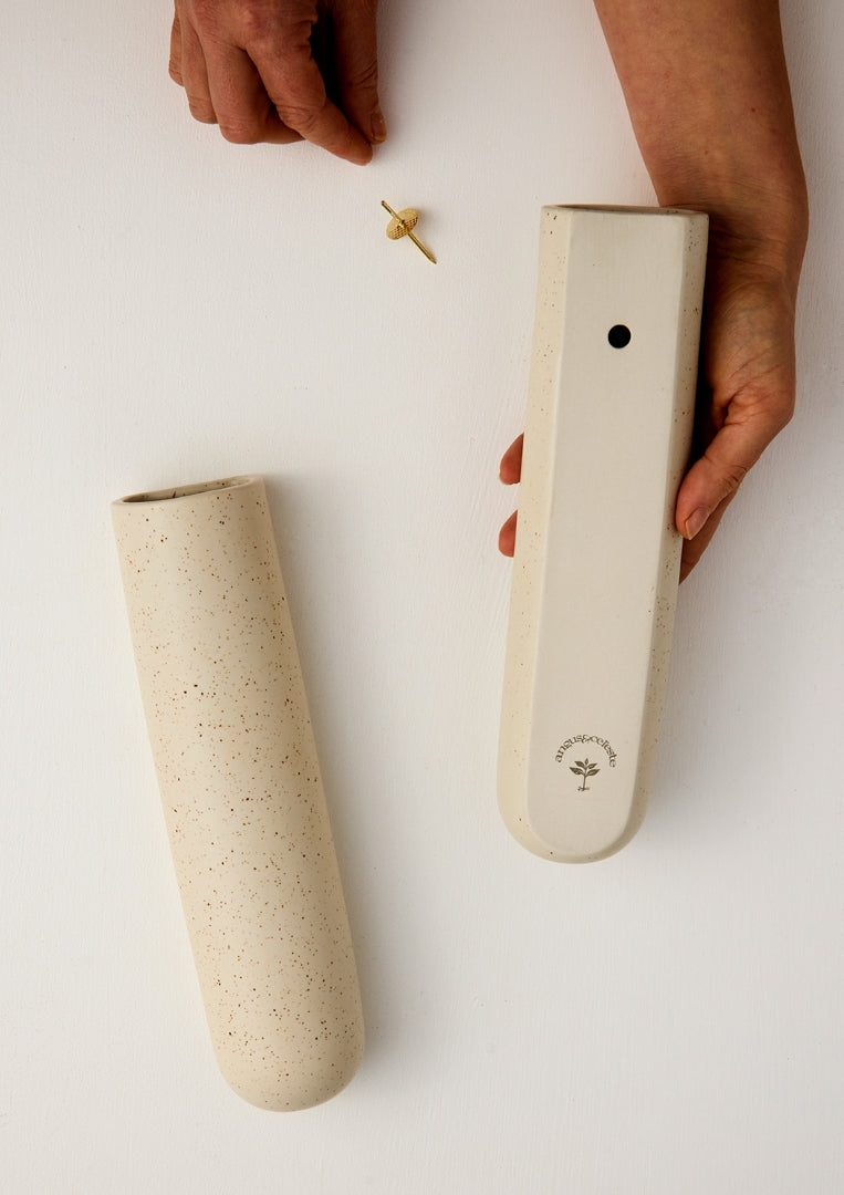 Wall Vase - Oatmeal